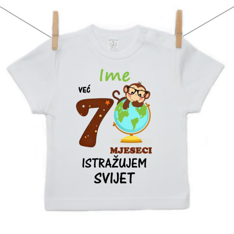 Majica s kratkim rukavom Već 7 mjeseci istražujem svijet Majica s kratkim rukavom Već 7 mjeseci istražujem svijet