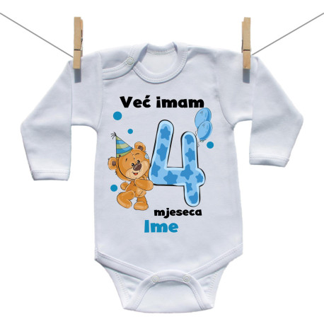 Bodije s dugim rukavom Već imam 4 mjeseca s medvjedićem i imenom djeteta dječak Bodije s dugim rukavom Već imam 4 mjeseca s medvjedićem i imenom djeteta dječak
