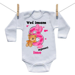 Bodije s dugim rukavom Već imam 8 mjeseci s medvjedićem i imenom djeteta Djevojčica